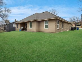 1317  Dacki Avenue , Dallas Texas 75211