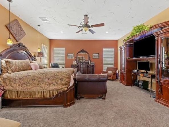 505 S Bluegrove Road , Lancaster Texas 75146