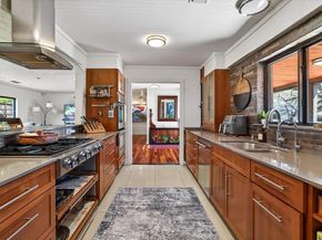 905  Lynhurst Lane , Denton Texas 76205