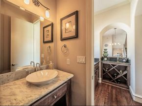 3827  Holland Avenue  B, Dallas Texas 75219