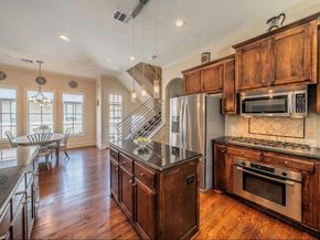 3827  Holland Avenue  B, Dallas Texas 75219