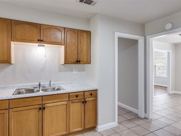 5721  Lenore Street , Fort Worth Texas 76134