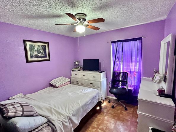 10405  Trail Avenue , Dallas Texas 75217