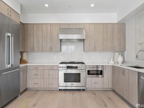 425 First Street 31, Los Altos CA 94022
