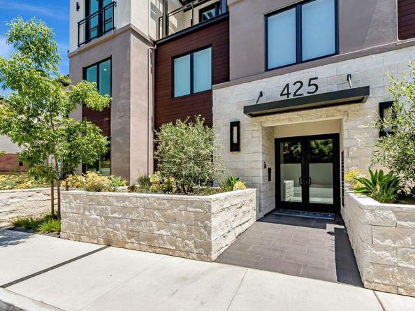 425 First Street 31, Los Altos CA 94022