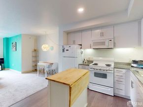 1400 Mission Street 709, San Francisco CA 94103