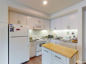 1400 Mission Street 709, San Francisco CA 94103