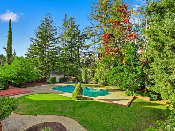 6 Cypress Court, Los Altos CA 94022