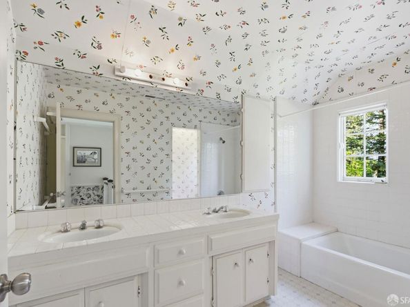 6 Cypress Court, Los Altos CA 94022