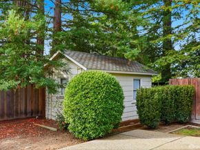 6 Cypress Court, Los Altos CA 94022