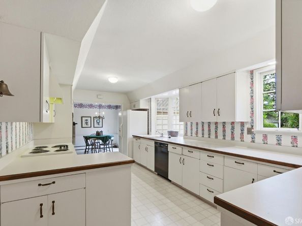 6 Cypress Court, Los Altos CA 94022