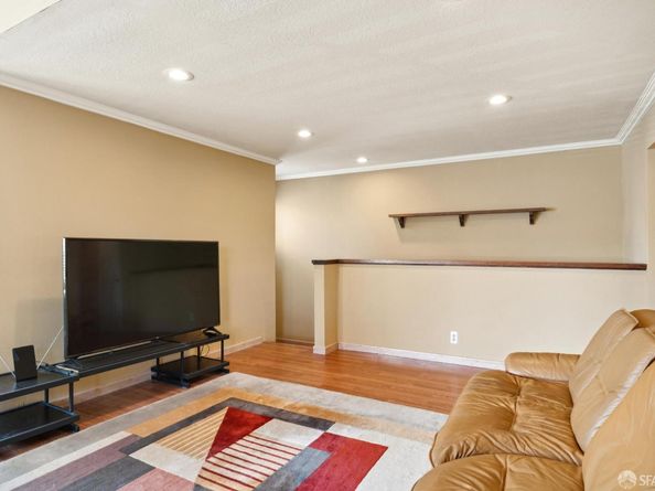 310 Atlas Drive 1, Hercules CA 94547