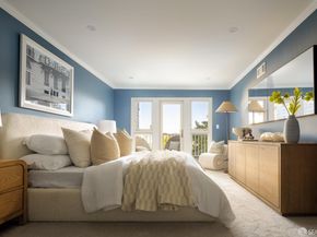 2039 Sacramento Street, San Francisco CA 94109