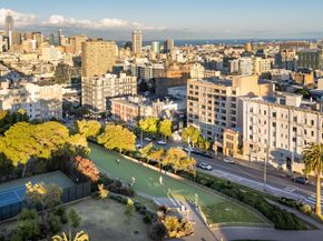 2039 Sacramento Street, San Francisco CA 94109