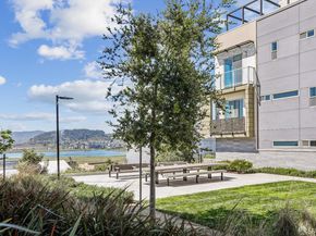 52 Kirkwood Avenue 421, San Francisco CA 94124