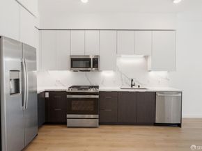 52 Kirkwood Avenue 421, San Francisco CA 94124