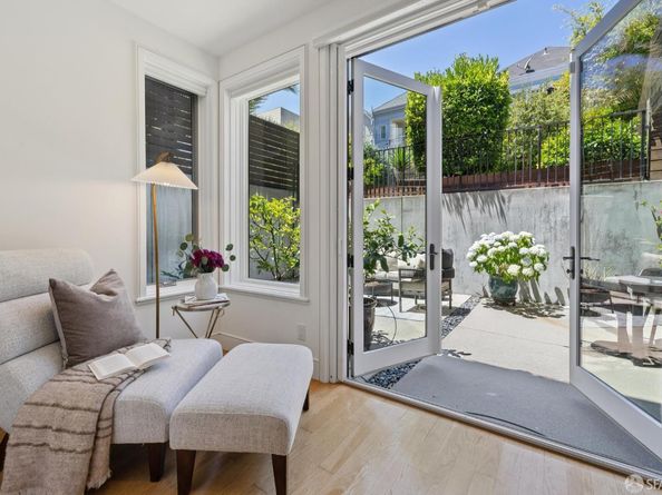 942 South Van Ness Avenue, San Francisco CA 94110
