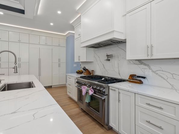 105 Lincoln St, Northborough MA 01532