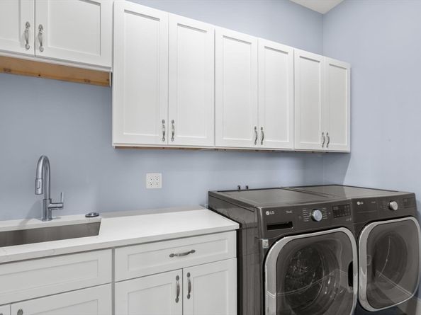 105 Lincoln St, Northborough MA 01532