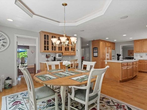 50 West Elm Street, Hopkinton MA 01748