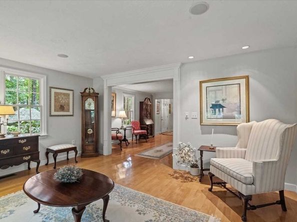 50 West Elm Street, Hopkinton MA 01748