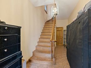 105 Washington Ave, Chelsea MA 02150