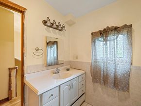 105 Washington Ave, Chelsea MA 02150