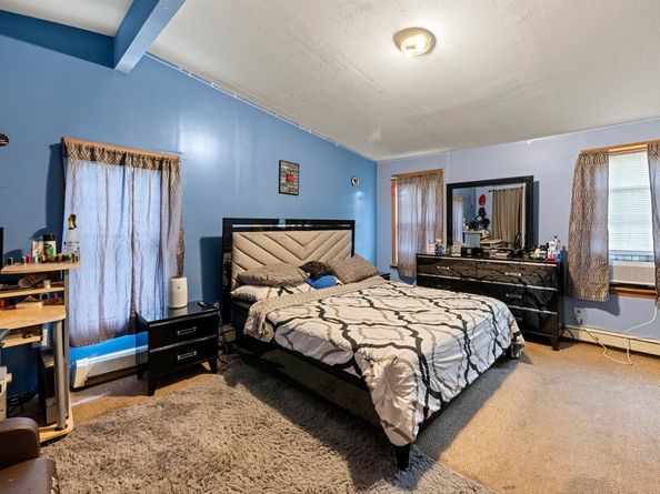 105 Washington Ave, Chelsea MA 02150