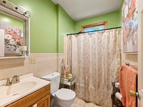 105 Washington Ave, Chelsea MA 02150