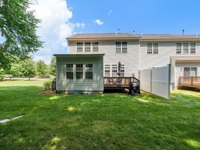15 Bagnell Dr 15, Pembroke MA 02359