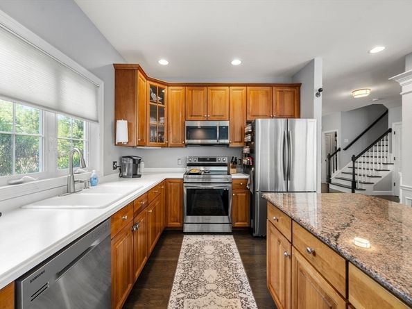 15 Bagnell Dr 15, Pembroke MA 02359