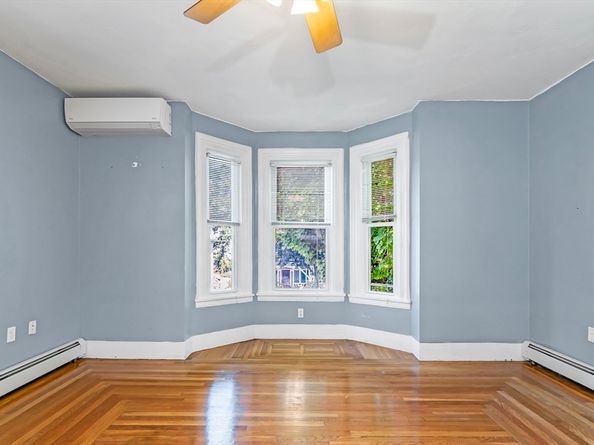 44 Grove St, Milford MA 01757