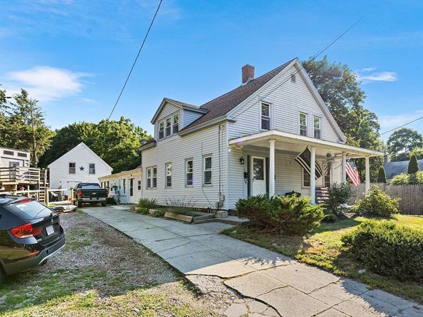 68 Wareham St, Middleboro MA 02346