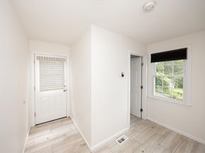9 Heidi Ln, Grafton MA 01519
