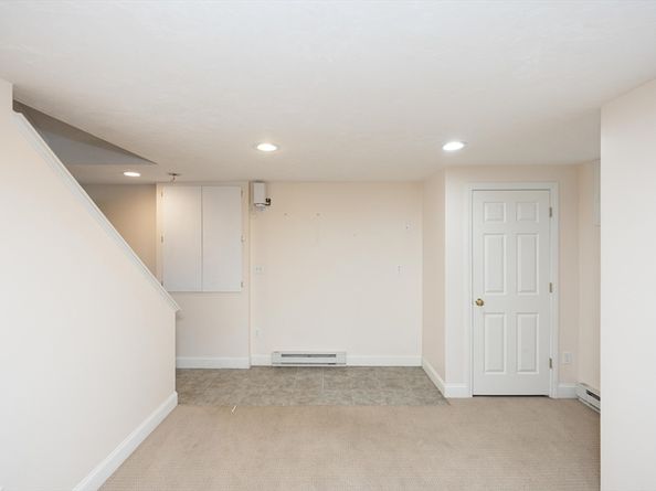9 Heidi Ln, Grafton MA 01519