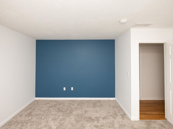 9 Heidi Ln, Grafton MA 01519