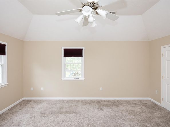 9 Heidi Ln, Grafton MA 01519