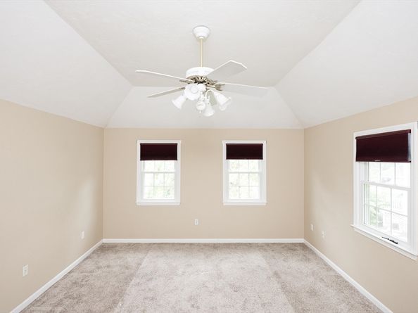 9 Heidi Ln, Grafton MA 01519