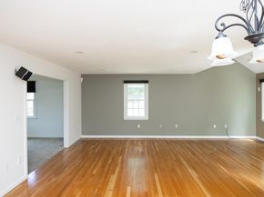 9 Heidi Ln, Grafton MA 01519
