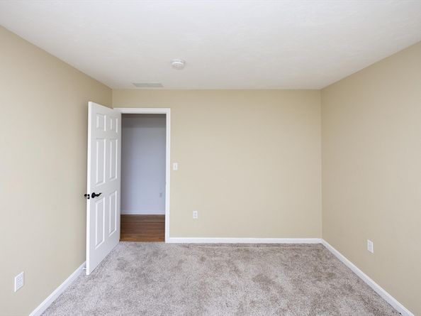 9 Heidi Ln, Grafton MA 01519