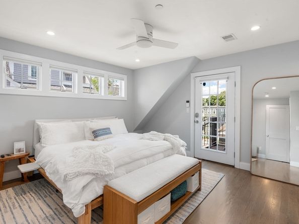 67 Sawyer Ave 3, Boston MA 02125