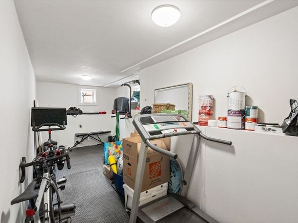 67 Sawyer Ave 3, Boston MA 02125