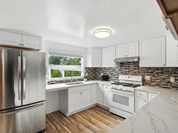 106 Home Park Rd, Braintree MA 02184