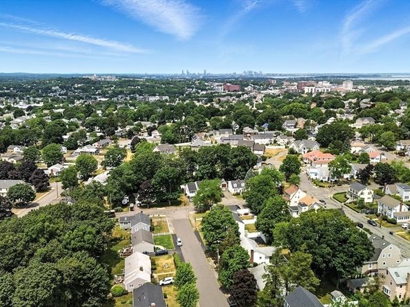 106 Home Park Rd, Braintree MA 02184