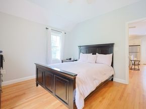24 Enfield Dr, Andover MA 01810