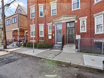 75 Ruthven Street