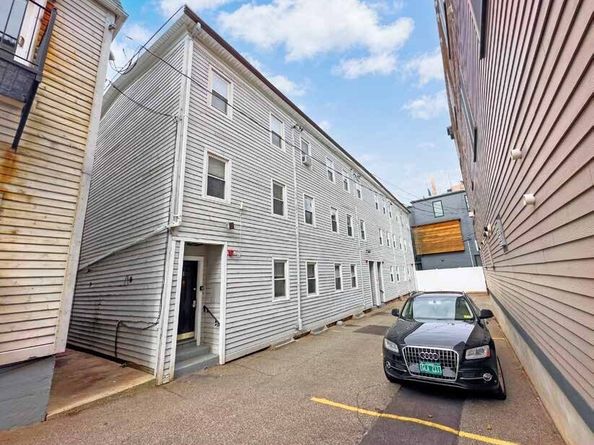 1-4 Schrepel Pl, Boston MA 02127