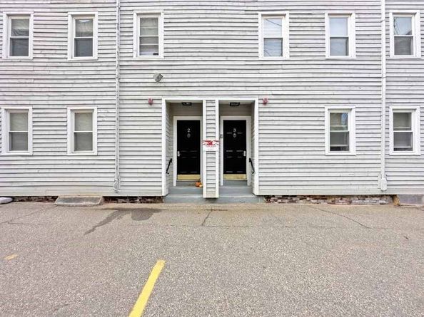 1-4 Schrepel Pl, Boston MA 02127