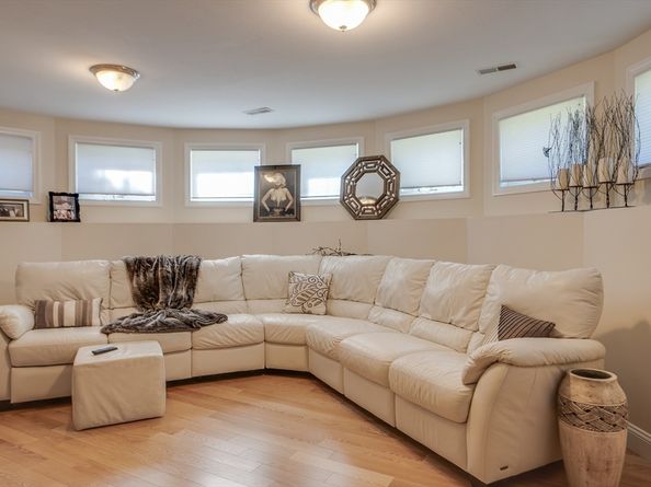 23-R Iron Works Way, Saugus MA 01906