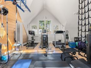 4 Claybrook Rd, Dover MA 02030
